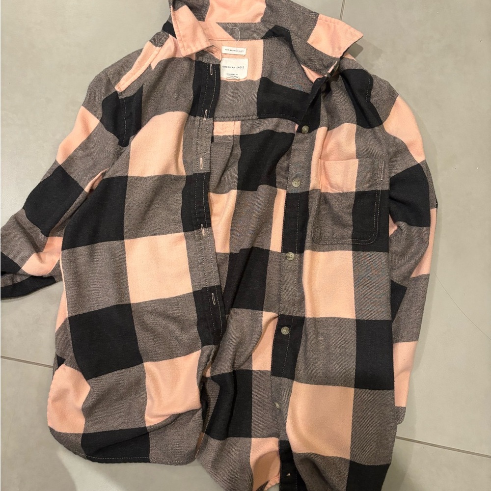 American Eagle Outfitters Peach and Charcoal Plaid Shirt Size Small
